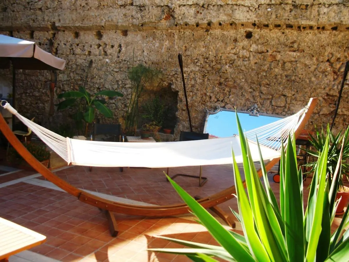 La Casa Di Marzapane Bed and Breakfast Palermo 2*,
